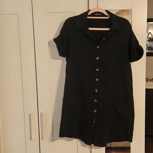 Black button-up baggy dress with pockets